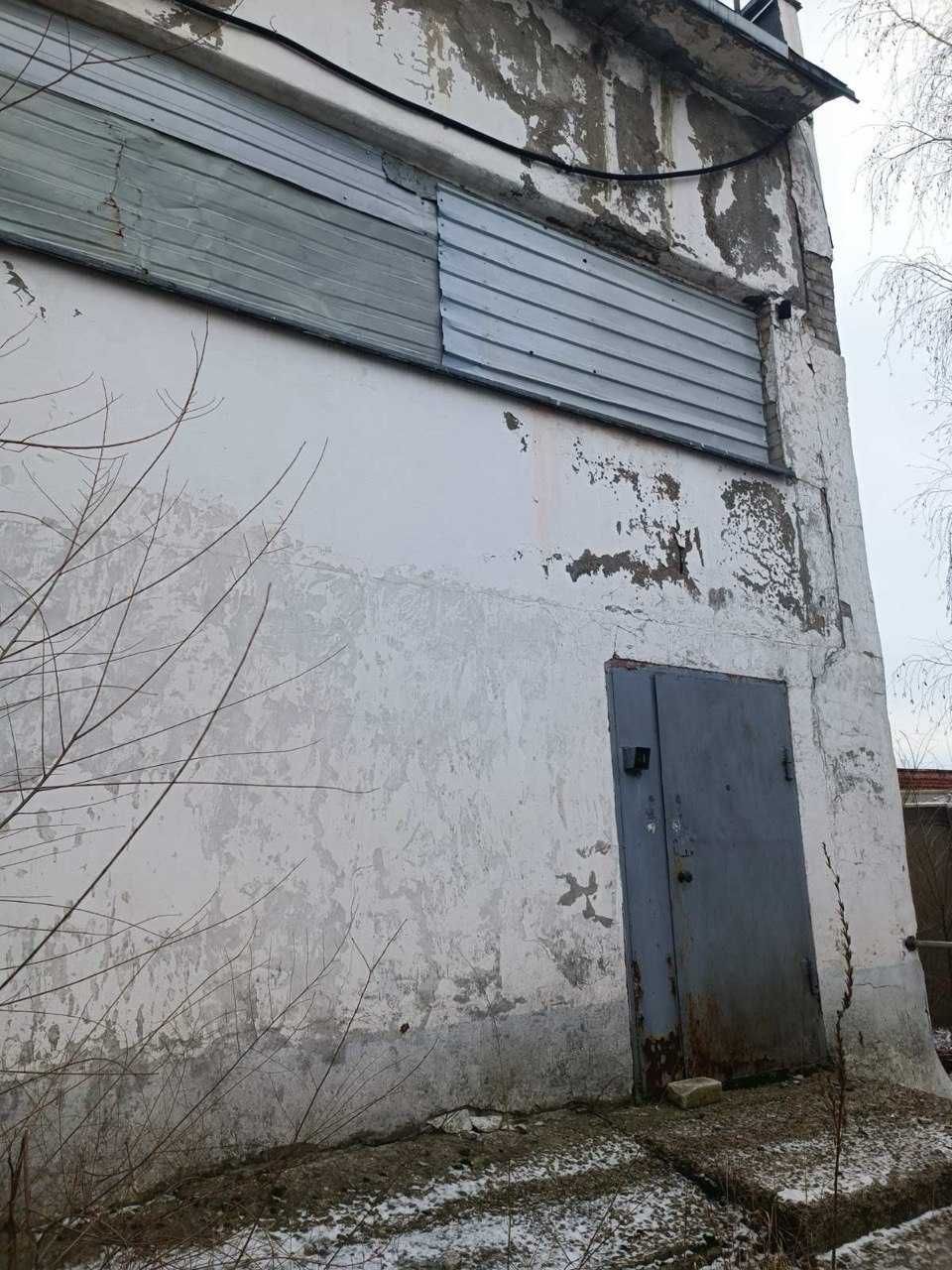 Продаж складського приміщення 1 047 кв.м, по вул. Журналістів, 9-Б.
