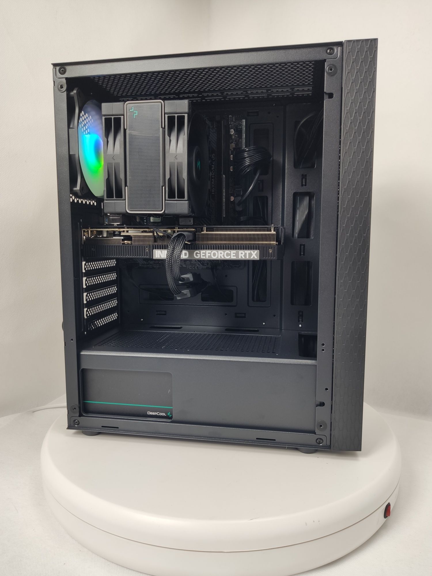 Komputer Gamingowy i5-14400f, RTX 5070, 16 GB RAM,SSD,Win 11