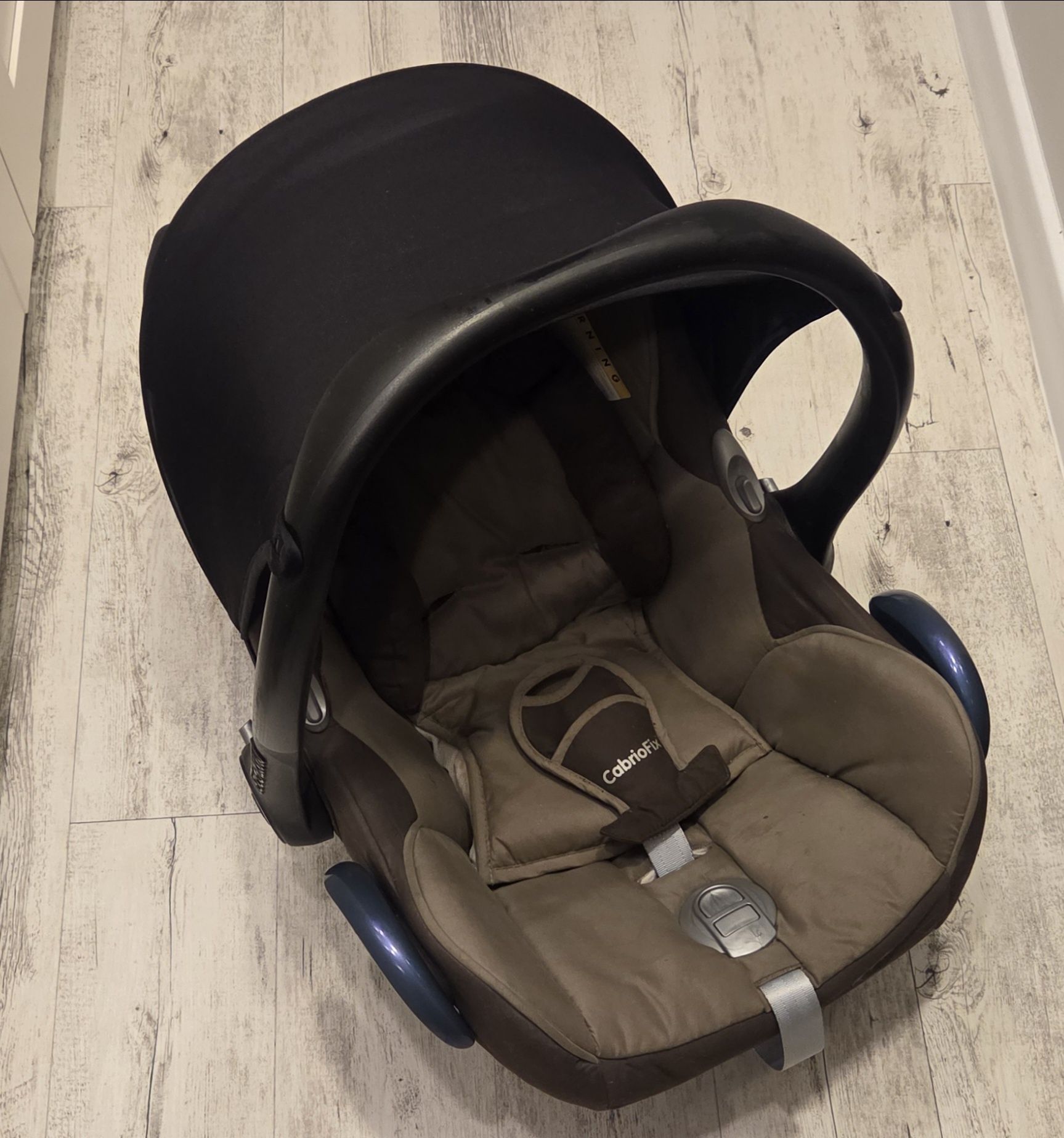 Maxi Cosi Cabrio Fix