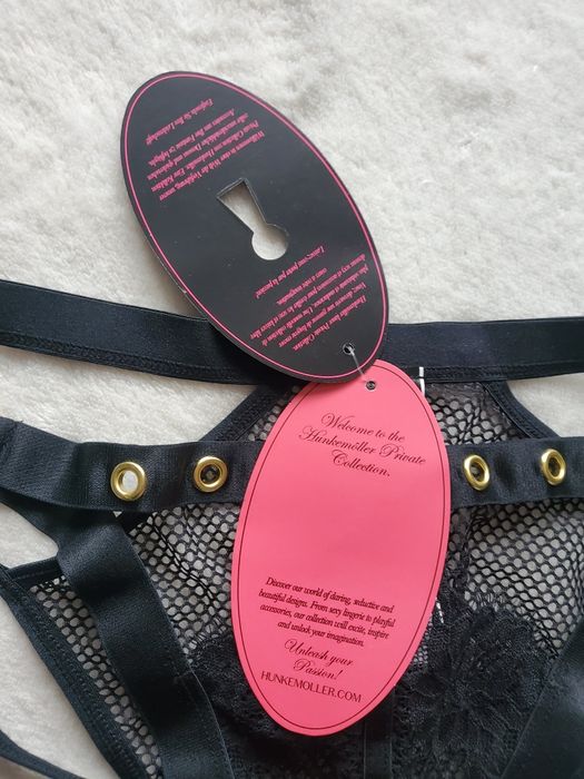 Erotycznne sexy majtki z dziurką XL