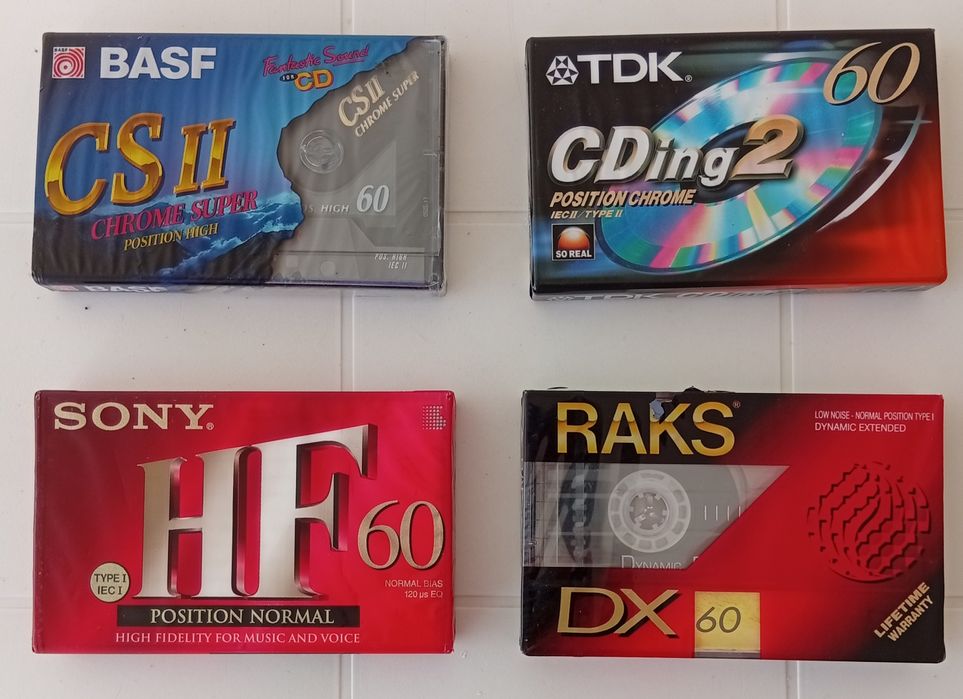 Conjunto de k7 seladas