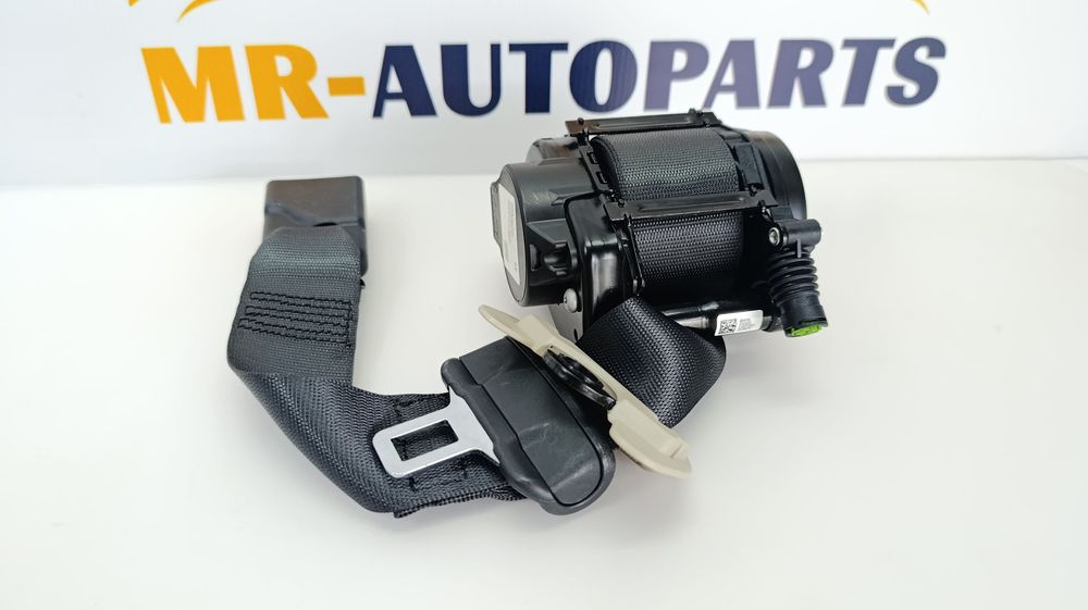 Ремінь безпеки правий передній пасажира Tesla Model 3 Highland