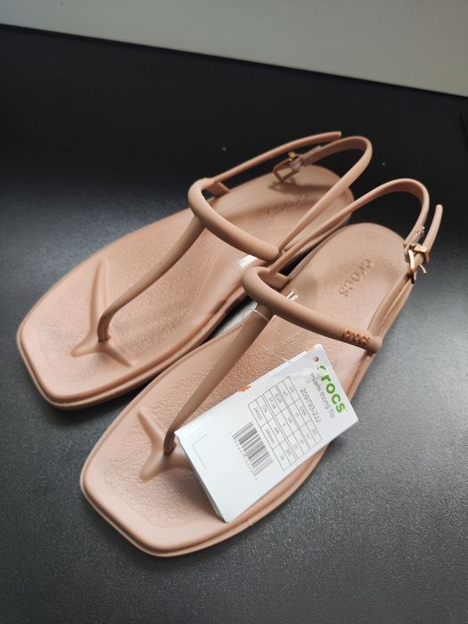 Сандалі Crocs Miami Flip W7