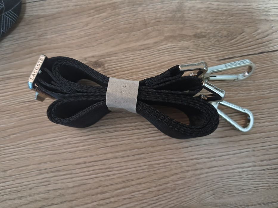 Продам сумку Lacoste