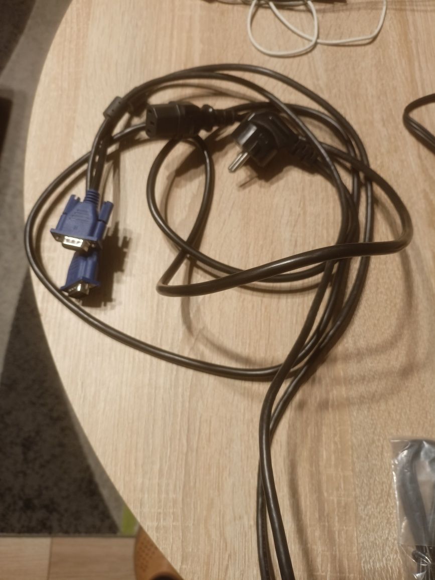 Kable różne audio plus video