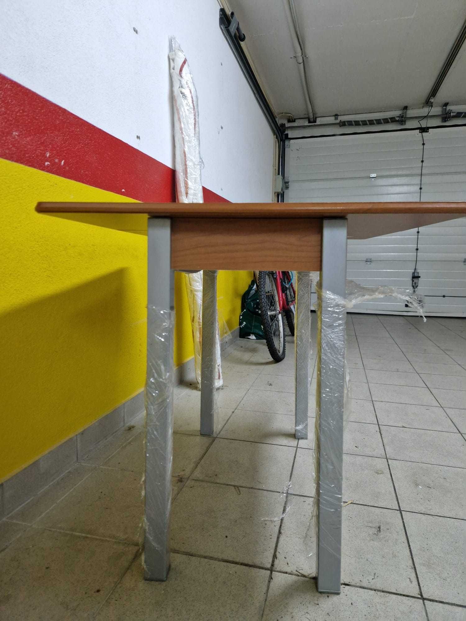Mesa de cozinha formato abertura em livro