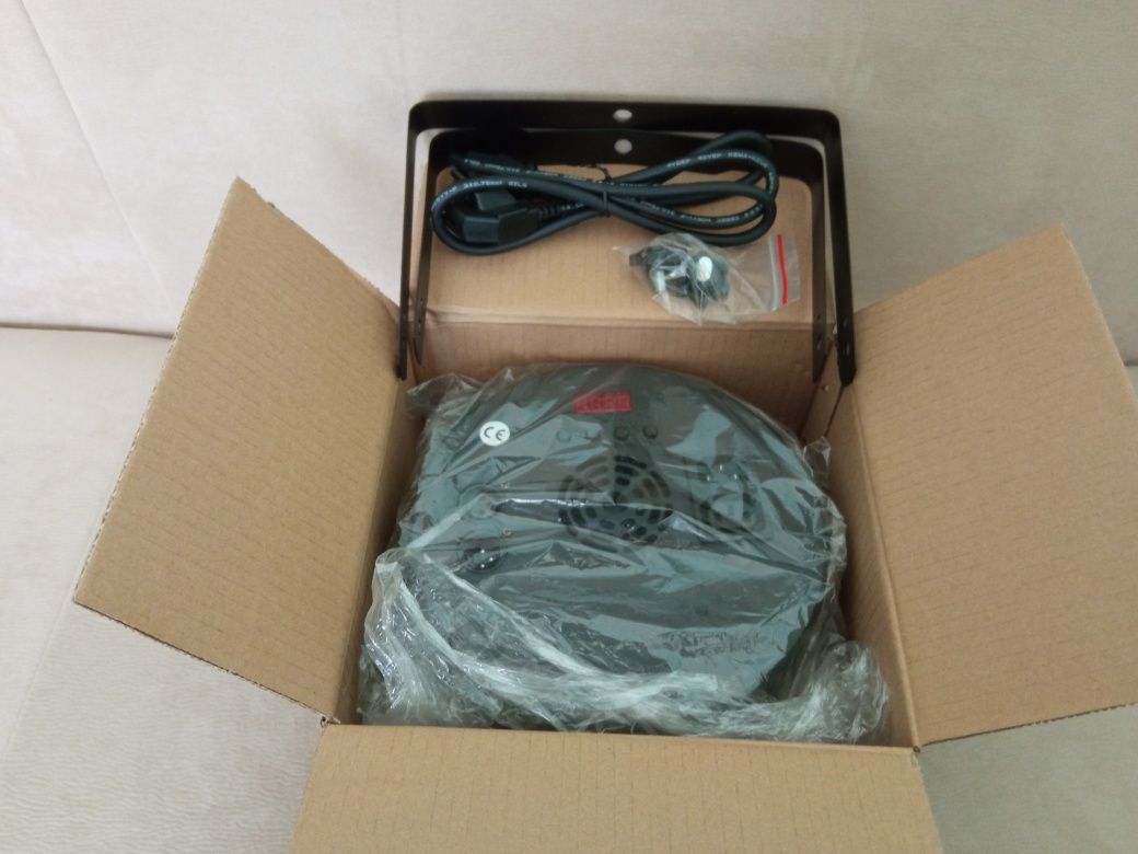 Led Par RGBW 4IN1 18x12.