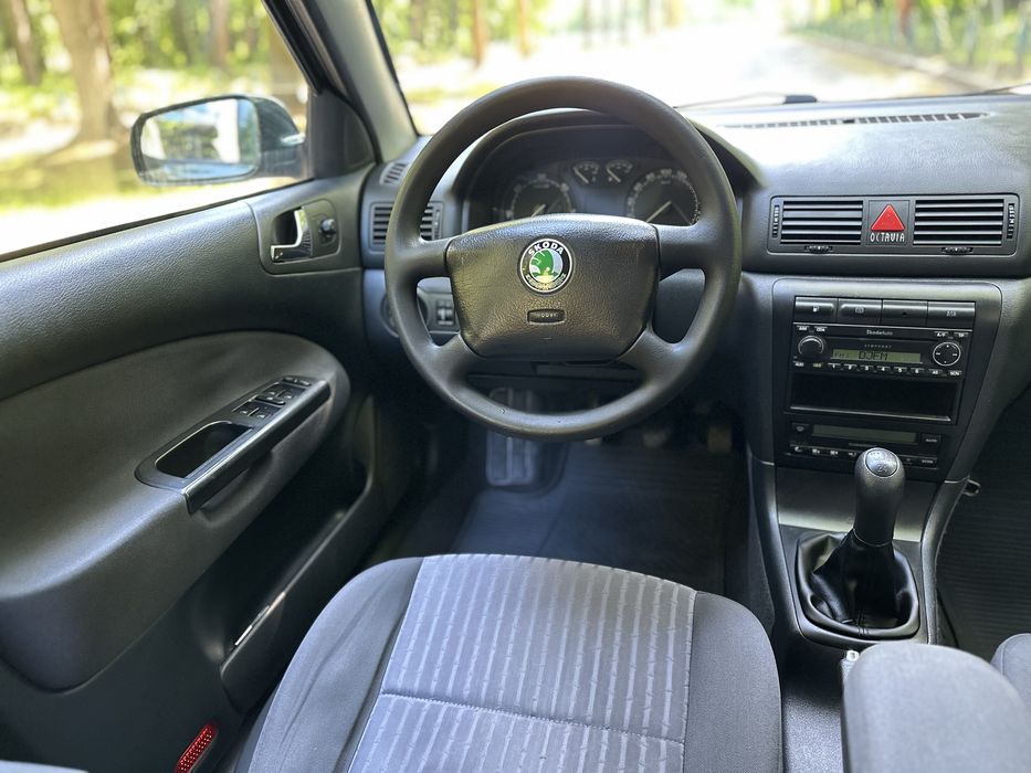 Шкода Тур 1.9 ТДІ хороше та економне авто