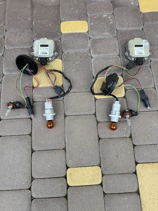 Блок рожигу LED Nissan Leaf