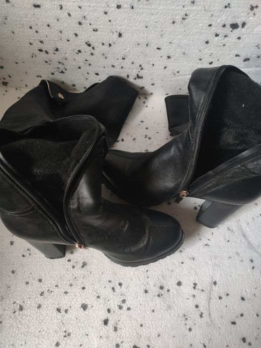 Зимові жіночі сапожки