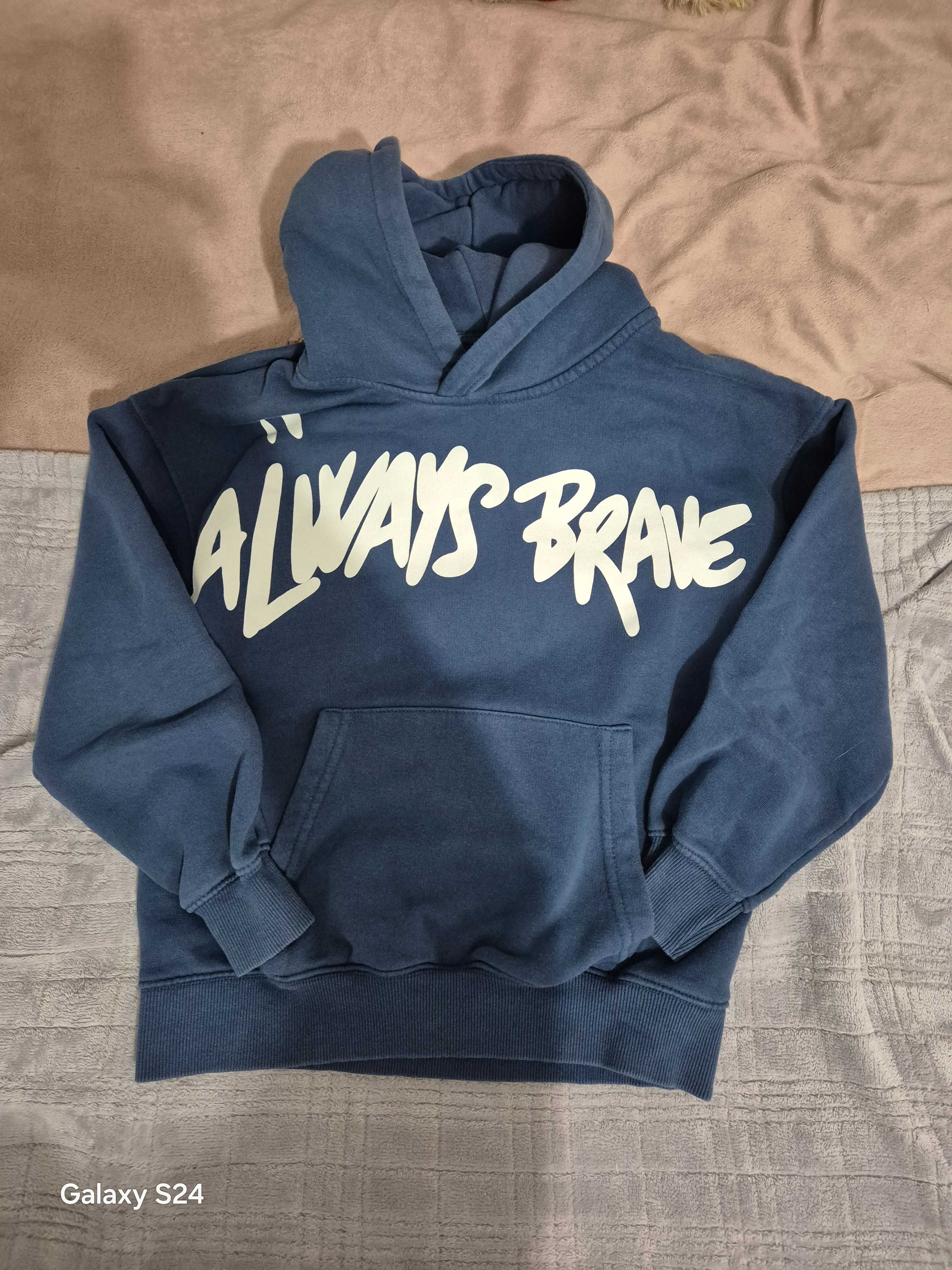 Sweat com capuz azul