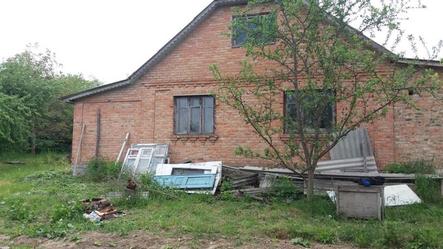 Половина будинку в Яришівка