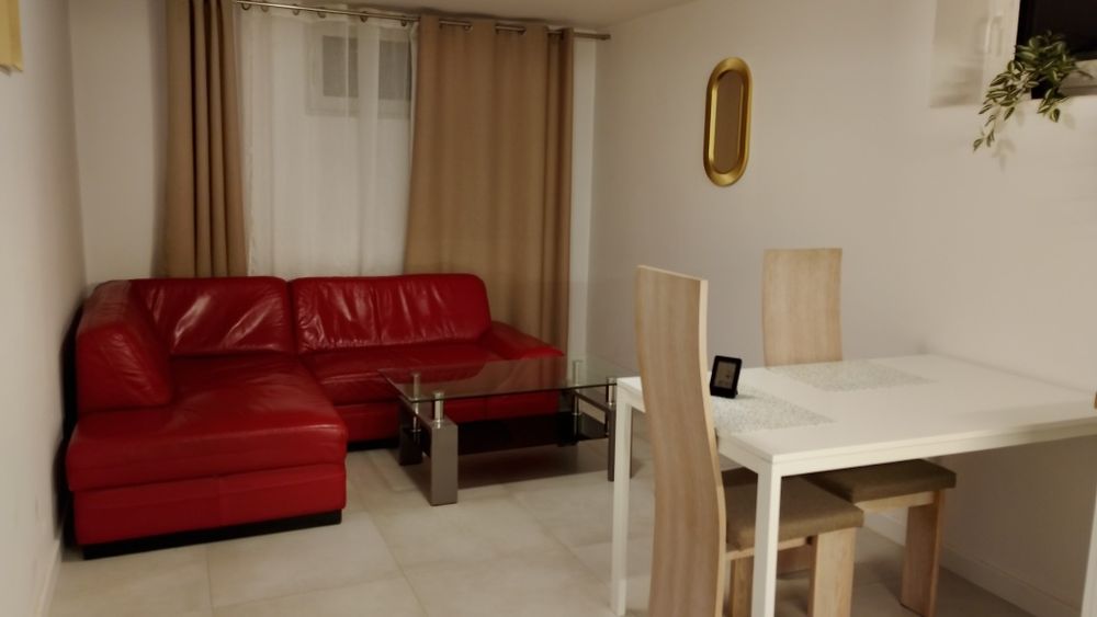 Wynajmę mieszkanie 38 m w suterenie w Milanówku