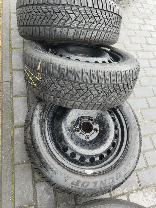 Koła zimowe 5x108 Volvo opony 205 55 R16 piękny bieznik