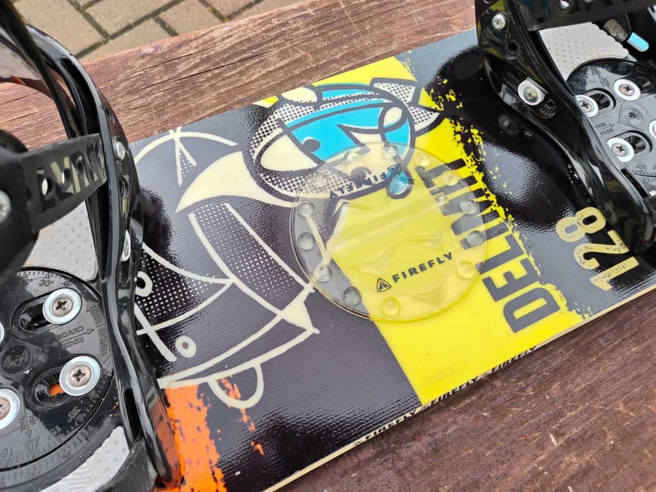 Deska snowboardowa 128 Firefly Twin wiązania Burton Snowboard 128