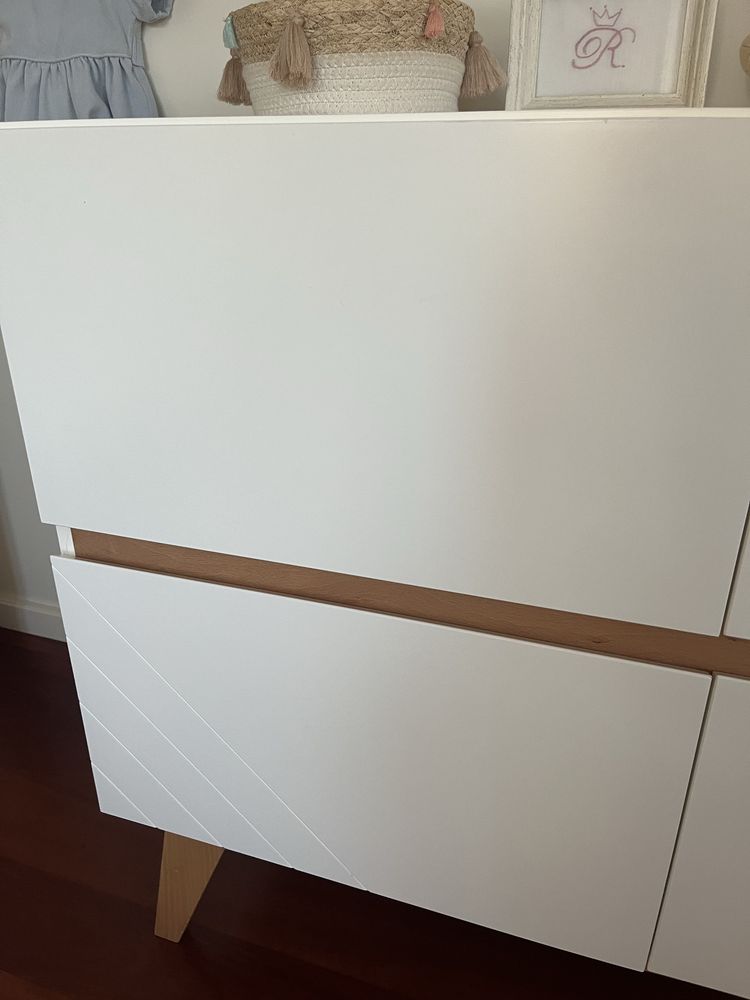 Comoda da marca Trama