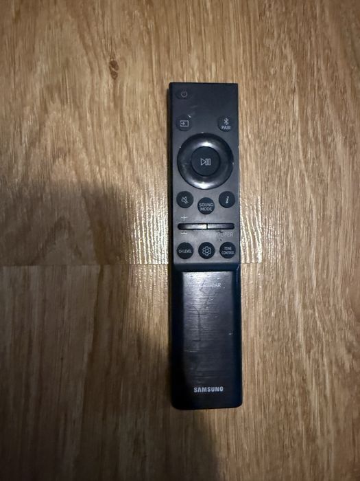 Soundbar Samsung HW-060C jeszcze na gwarancji