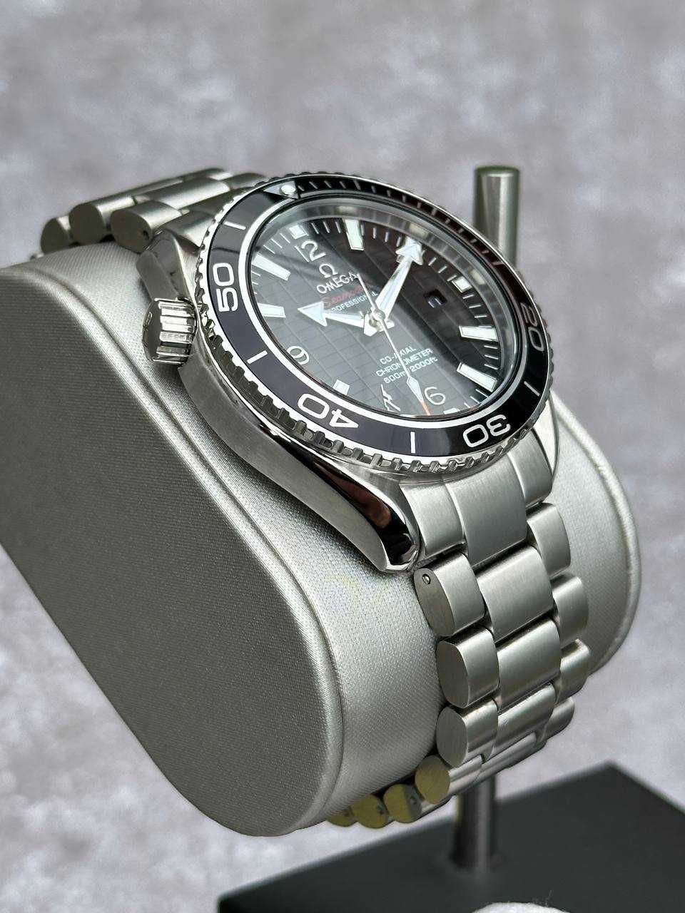 Швейцарские часы Omega Seamaster Professional 007 Black