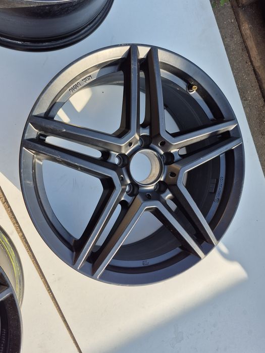 Felgi 5x112 r18 8j et48 KBA51018 MERCEDES