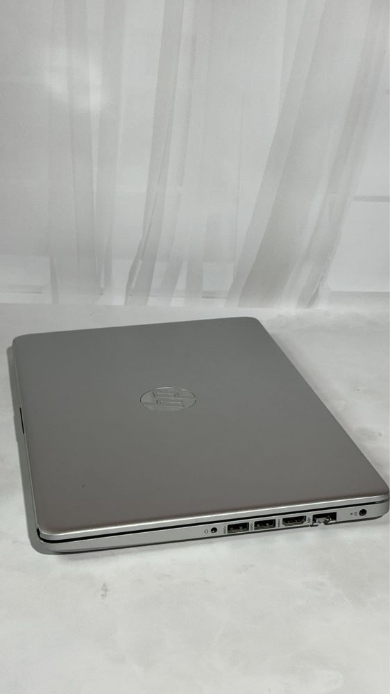 HP 14  model HP Laptop 14-cf2xxx