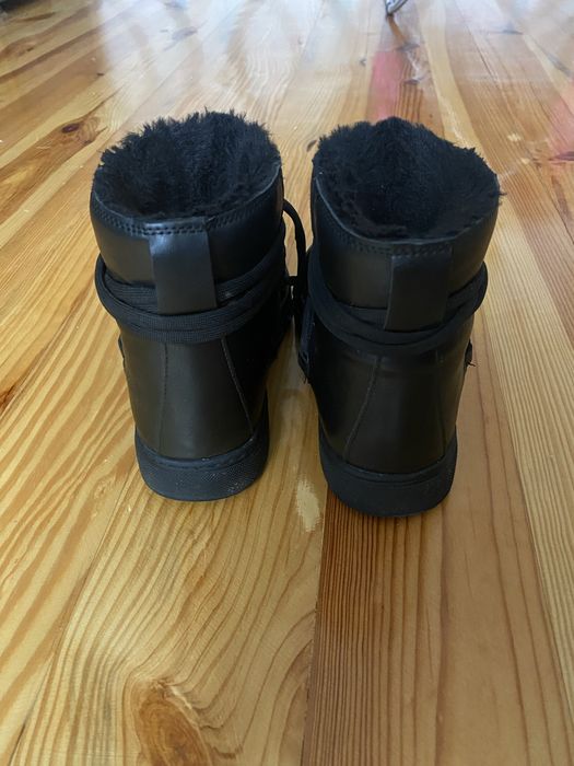 Жіночі зимові уггі (дутики )H&M