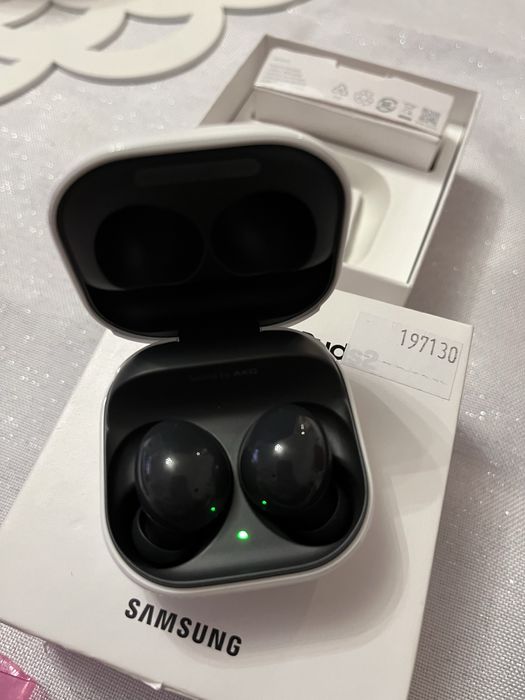 Samsung galaxy Buds2