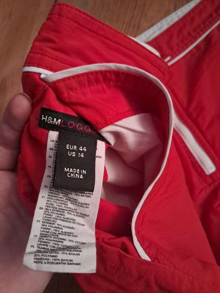 Czerwone krótkie szorty H&M