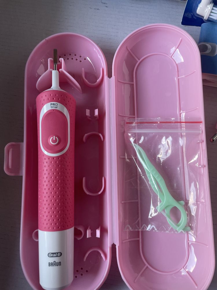 Szczoteczka elektryczna Oral-B rózowa