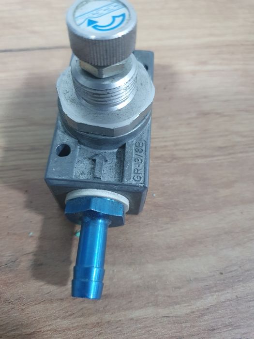 Дросель із зворотним клапаном GR-3/8-B