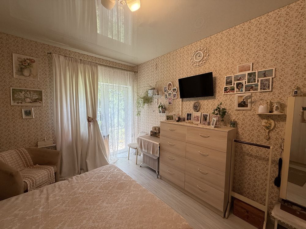 Продам дом с ремонтом и техникой, 2 этажа, 5 км от Одессы