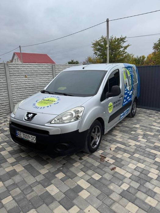 Продам Peugeot Partner Maxi 2011