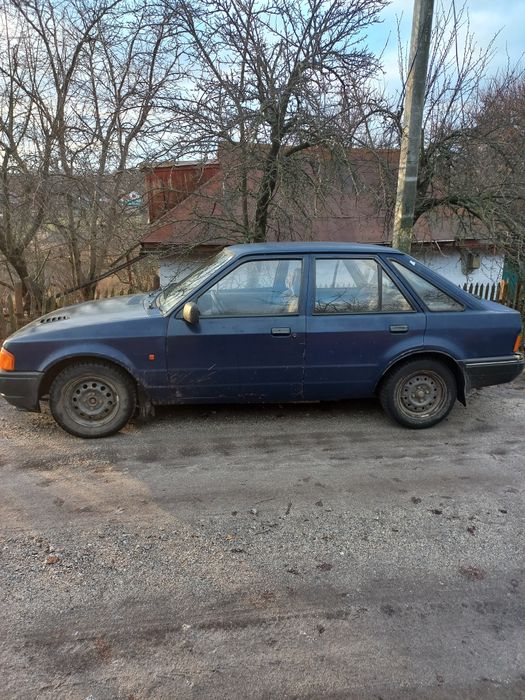 Продам форд ескорт
