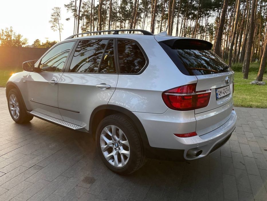 BMW X5 2012 3.0 b