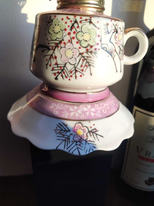 Kolekcjonerska porcelanowa mini lampka naftowa n8