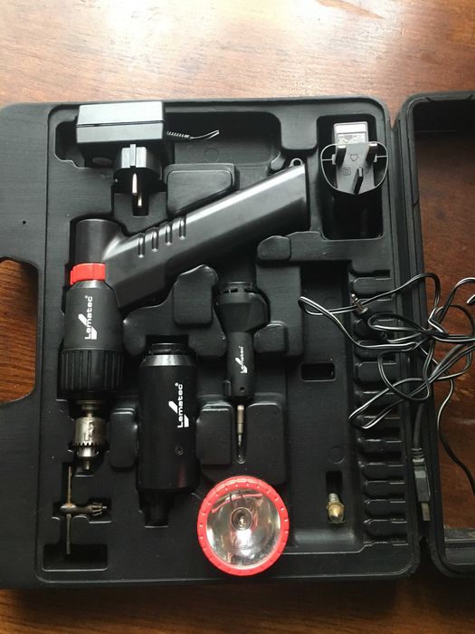 паяльник шуруповерт ліхтарик