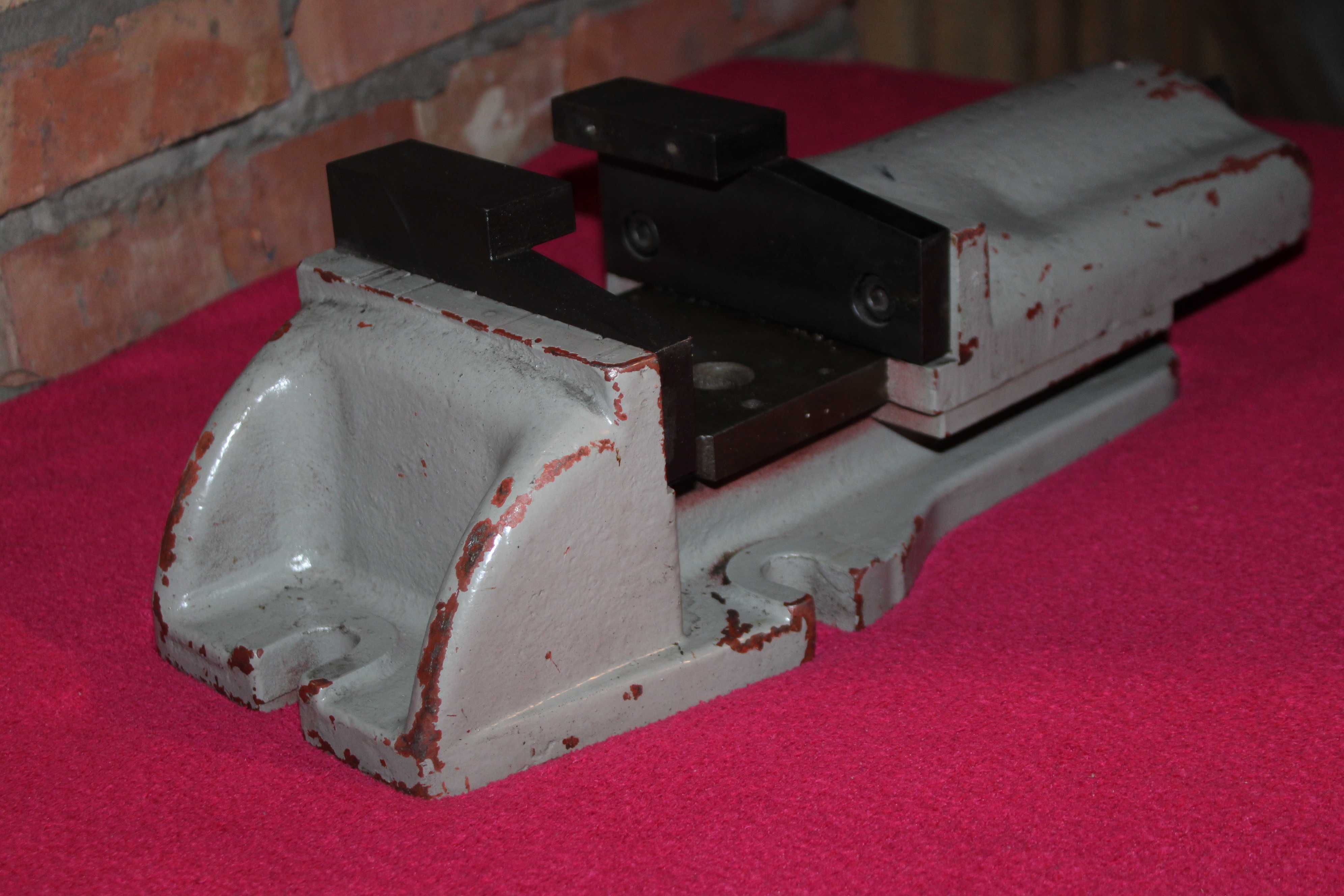 Imadło Maszynowe Bison 125mm ślusarskie + klucz