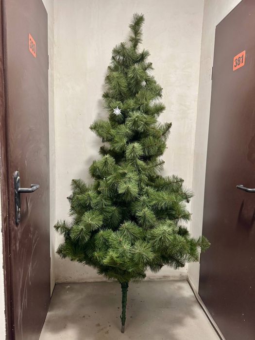 Ёлка/сосна искусственная 2,2 м.