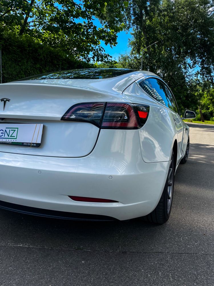 Оренда Tesla Model 3 без водія /подобова оренда авто/аренда на сутки