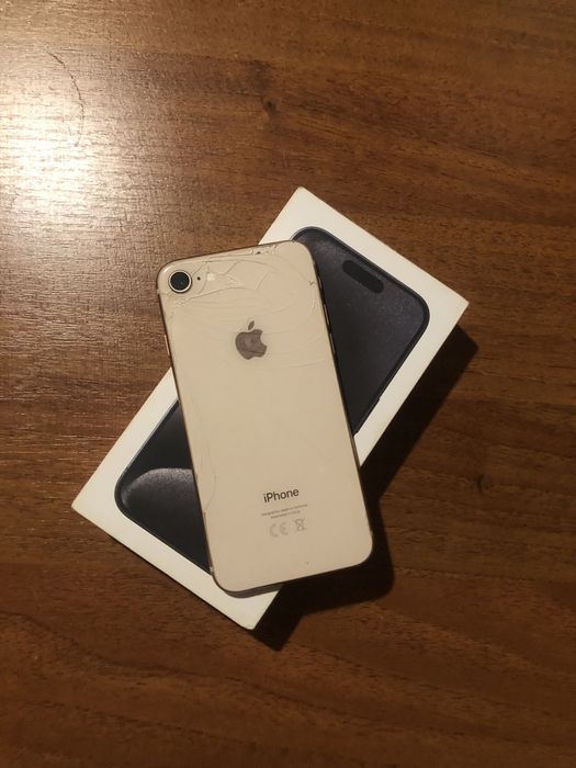 Продам iPhone 8 64 гб
