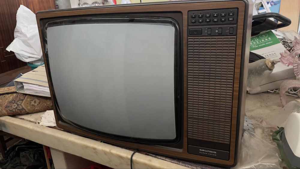 televisao grundig super color vintage