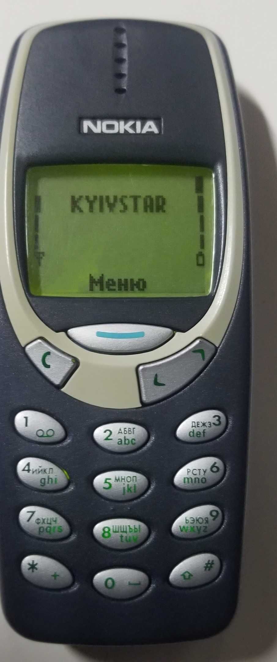 В колекцию NOKIA 3310 с зарядкой shar