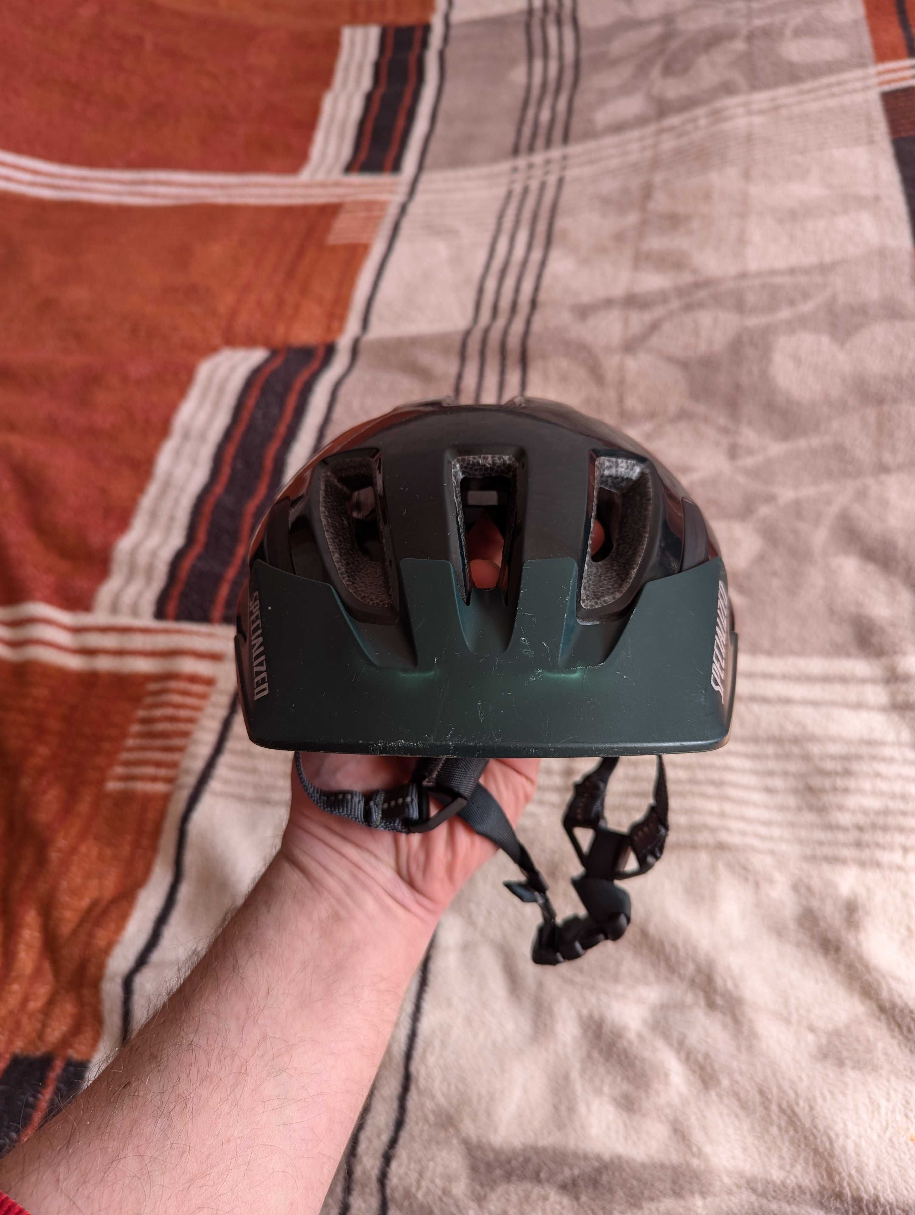 Детский велошлем с LED огнями Specialized , размер 50-55