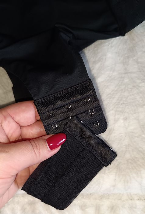 Жіночий боді чорний розмір М