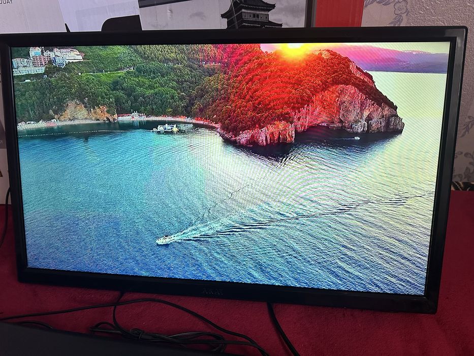 Телевізор AKAI 22 Smart tv T2