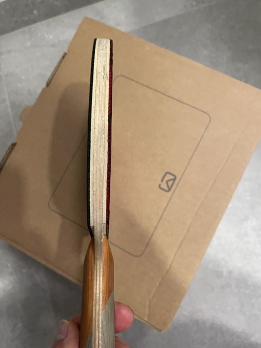 Paletka do ping-ponga Artengo 8600 / 8610. Bardzo mało używana