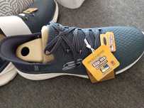 Sneakersy Skechers 40, slips in, nowe