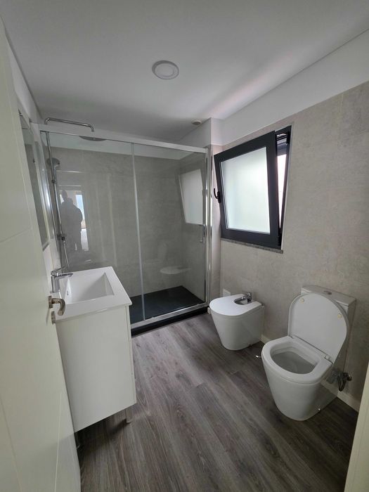 Apartamento t2 Santiago ( Sesimbra )  primeira linha vista de mar .