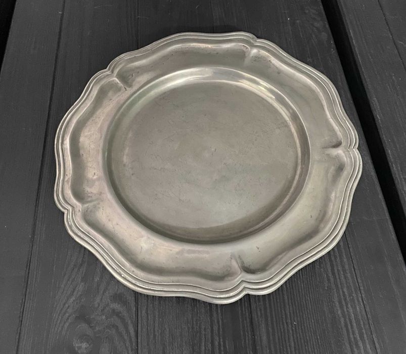 Prato decorativo 35 cm, com suporte para a parede 95% Puro Estanho