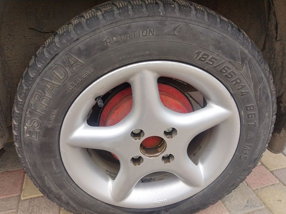 титанові дискі, резина, запаска,букс.троси ав.знаки,аптечки,вогнигасни