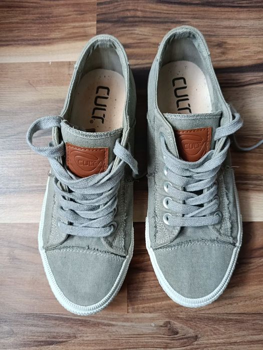 Trampki Cult 40 zadbane